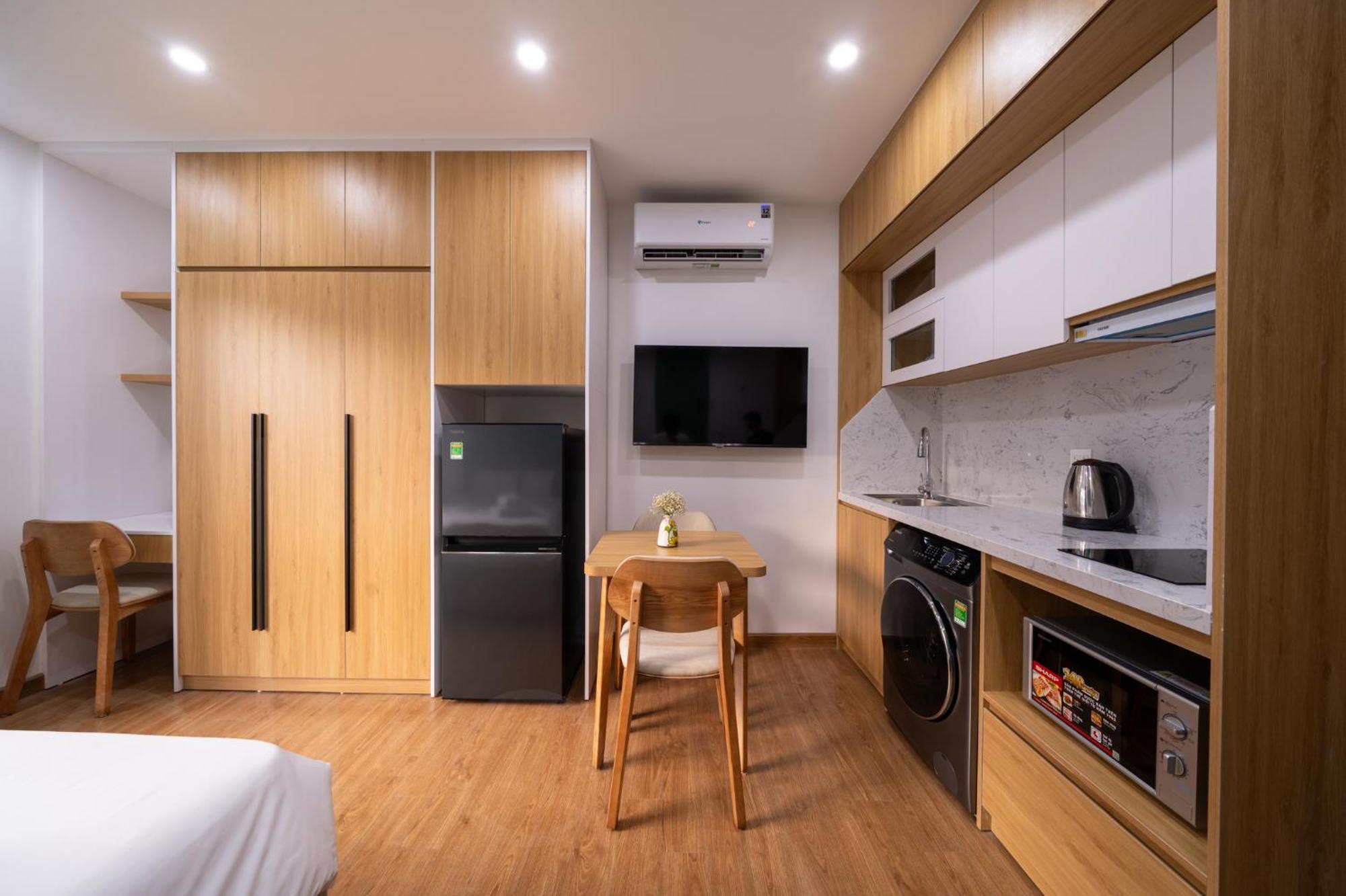 Moonlit Serviced Apartment Hanoi Exteriör bild